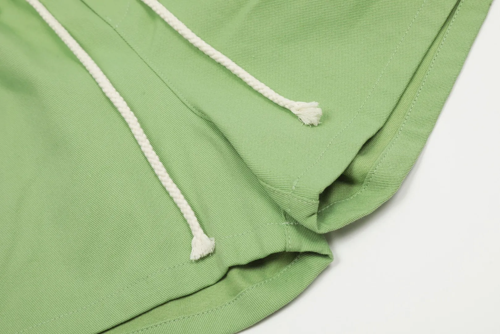 🅿️156 "Top Quality" Style No.: D001# [Ralph Lauren Paul small label war horse basic women's shorts] ✅Slim and sexy slim-fitting style for hot girls to show off the figure. Ten colorful colors. ✅Summer fresh, classic and versatile drawstring basic classic shorts. ✅Lazy style must-have item. The upper body has a fresh feeling. ✅Pure cotton twill wash, fermentation wash treatment, retro and texture. ✅Specially for platform live broadcast. Wholesale entities. Summer running style ✅Simple and easy to match, light American style, super great ✅Summer standard, small and sexy is YYDS, a must for petite girls. Color: light blue white dark green orange light green colored blue yellow pink khaki black Size: S-L #Elastic waistline can be stretched